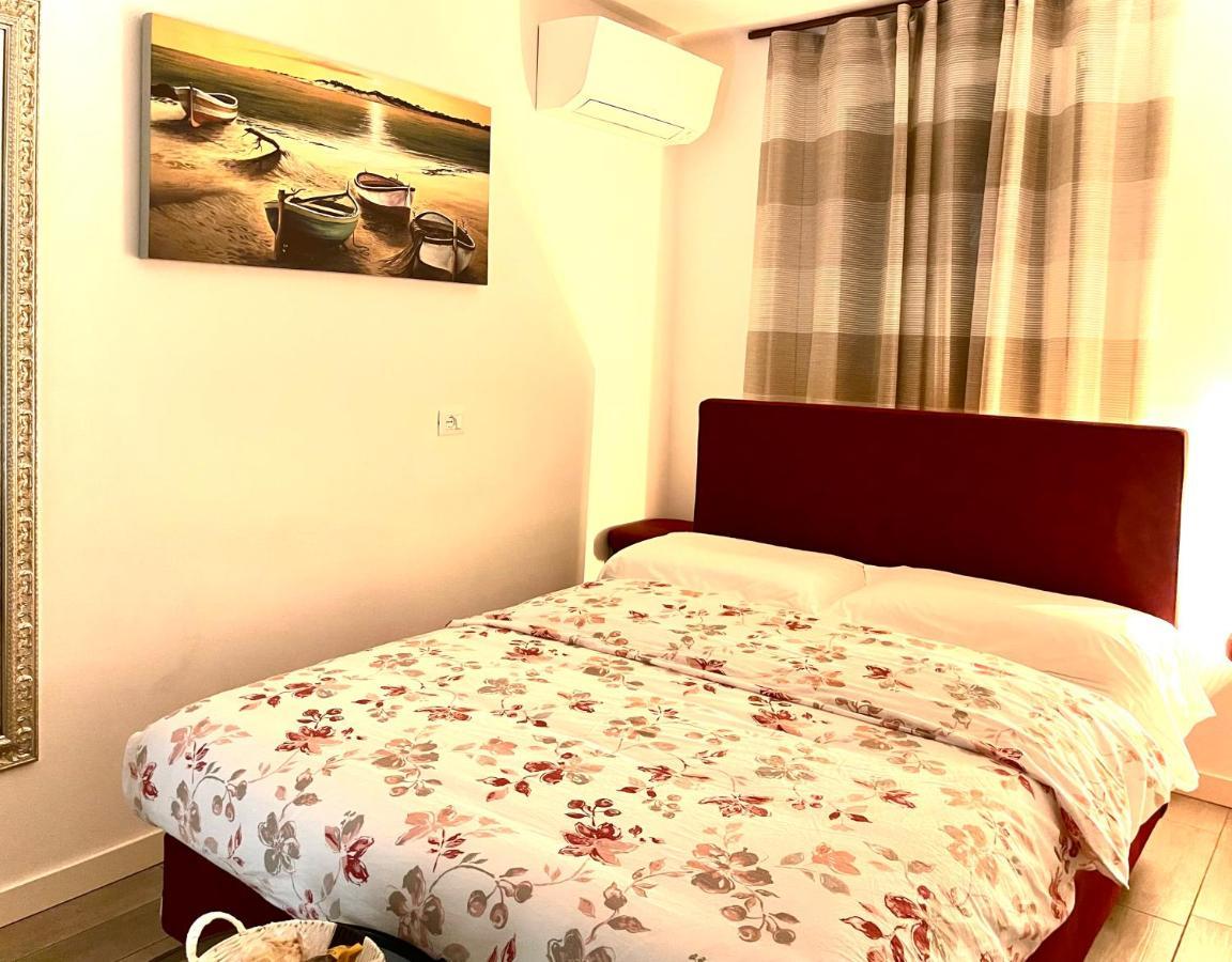 Dimora Di Charme Peschiera Del Garda Apartment Exterior foto