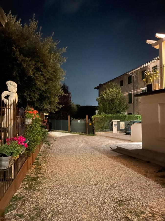 Dimora Di Charme Peschiera Del Garda Apartment Exterior foto