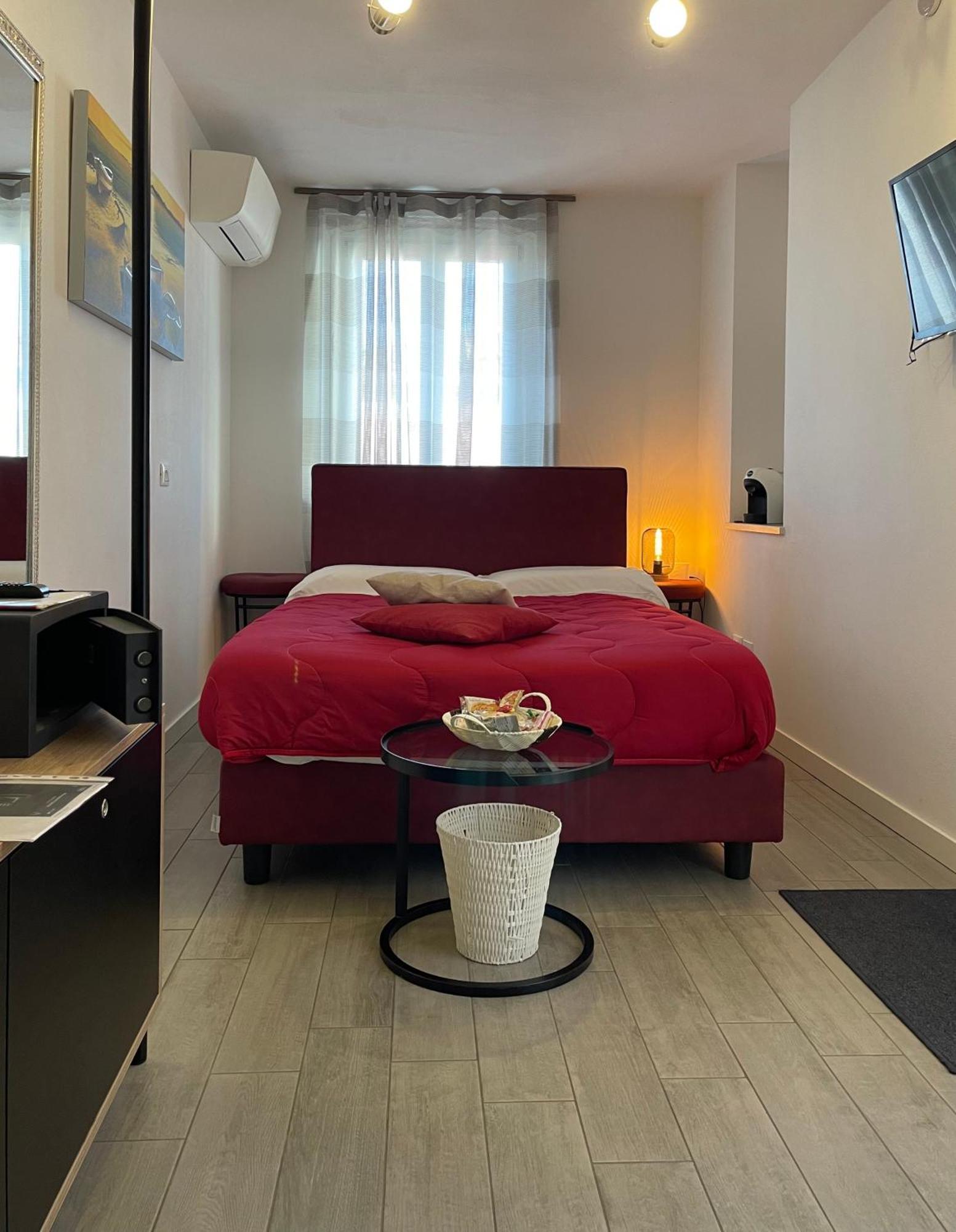 Dimora Di Charme Peschiera Del Garda Apartment Exterior foto